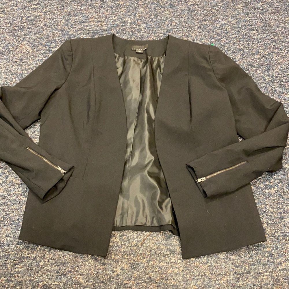 Attention Black Lined Blazer sz. 14